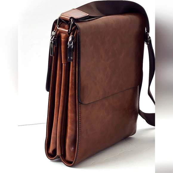 Classic Fashion Men's Brown Leather Doubled Side Flap Messenger Bag - Picture 3 of 7